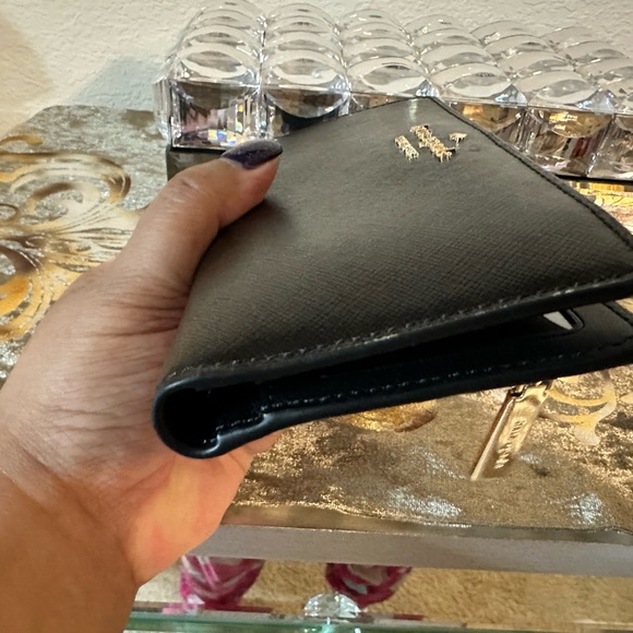 Kate Spade Wallet - Picture 6 of 10